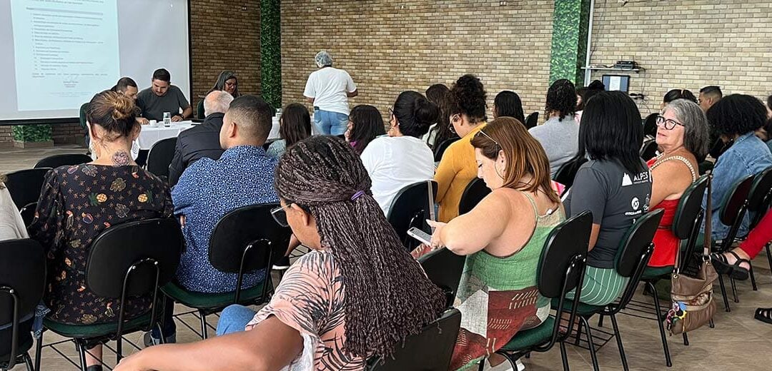 Conselho Municipal da Criança e Adolescente atravessou a ponte